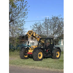 Телескопічний навантажувач CAT TH 406